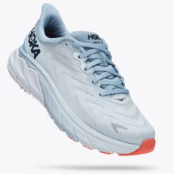 Hoka One One Women's Arahi 6